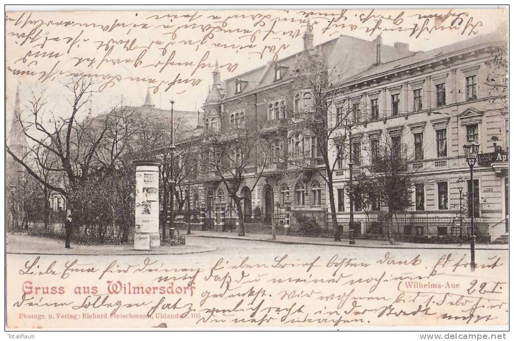 Doppelhaus neben Apotheke Ecke Wilhelmsaue